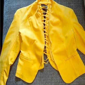 Woman’s yellow blazer size 2